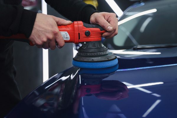 polishing-car-after-painting-detailing-car-from-outside-device-polishing-hands(1)(1)